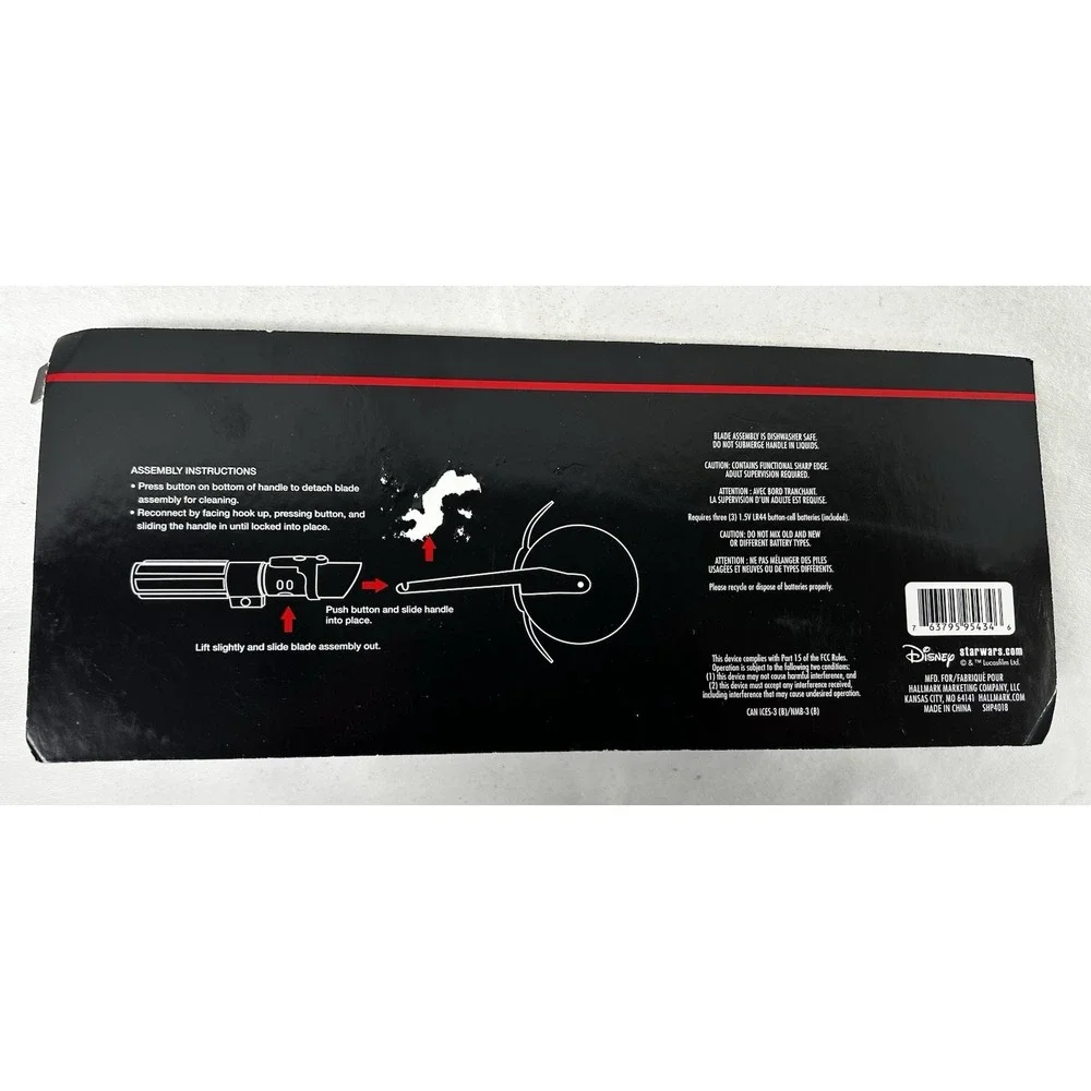 NIB Star Wars LightSaber Pizza Cutter Hallmark